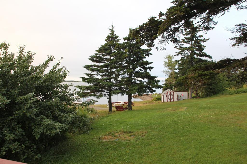 Mountain Vista Seaside Cottages Big Bras d'Or Exterior foto